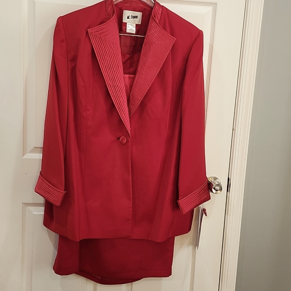 ML Studio Suite, 2 piece, Size 24W